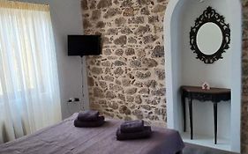 Poros Seaside Suite